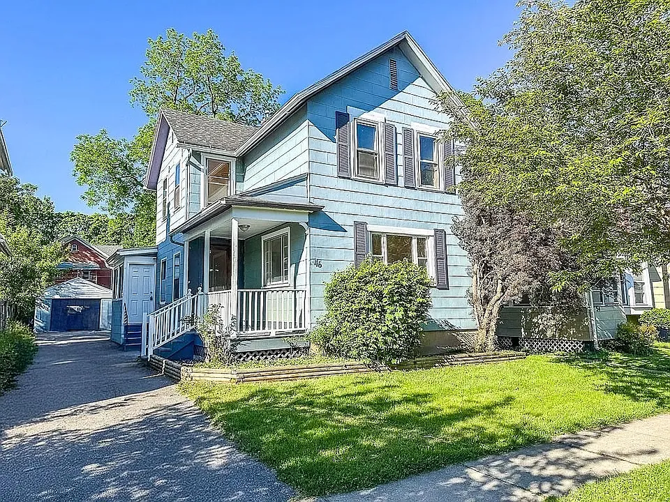 46 Caroline St