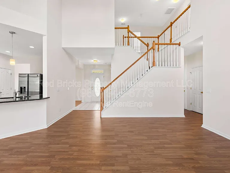17320 Brightstone Ct — Photo 7