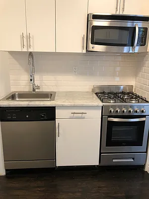 Rented by Corcoran | media 11