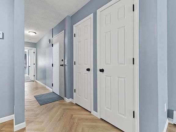 5th image of 12844 Nicollet Ave S #102