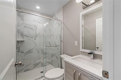 4th image of 1935-1943 W Berks St #10483331