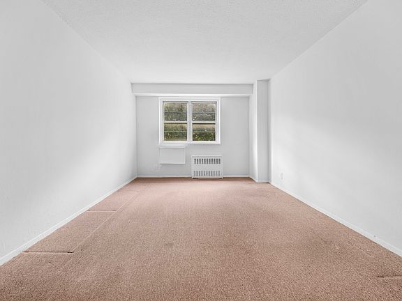 3rd image of 4750 59th St APT 4A