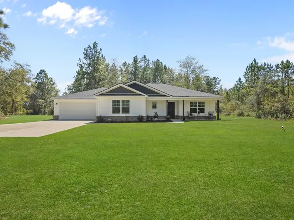 92 Sparrow Ln, Jesup, GA 31545