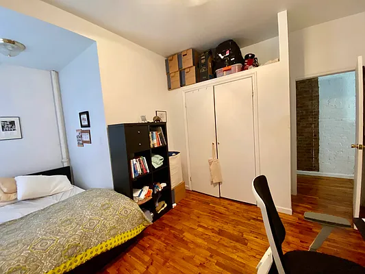 Rented by Corcoran | media 11