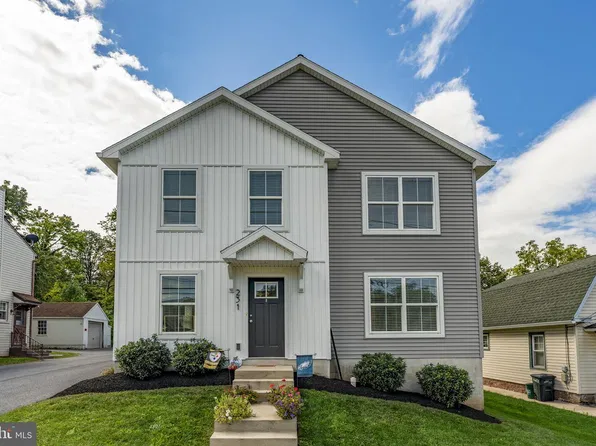 231 E Fulton St, Ephrata, PA 17522