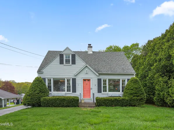 19 Elder Ave, North Adams, MA 01247