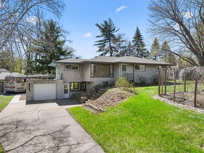 6449 49th St N, Oakdale, MN, 55128