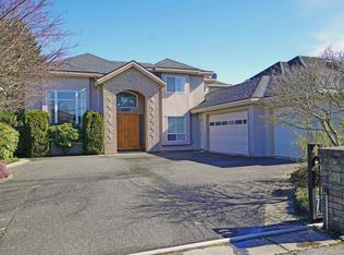 9128 Diamond Rd, Richmond, BC V7E1P3