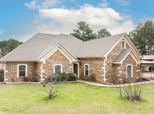 351 Doctors Rd W, Longview, TX 75602