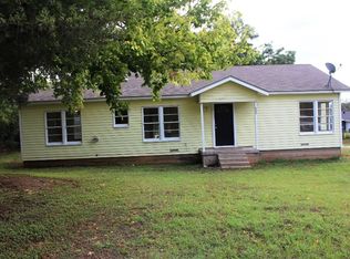 425 S Evans St, Boyd, TX 76023