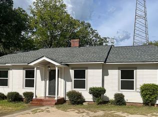 195 N Calhoun St, Dublin, GA 31021