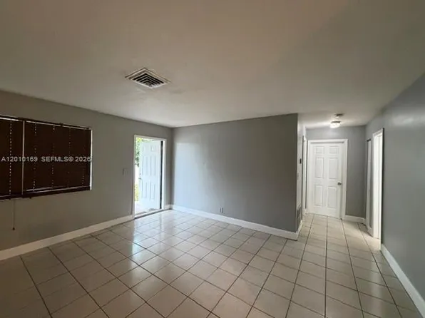 5411 NW 22nd St #5411, Fort Lauderdale, FL 33313
