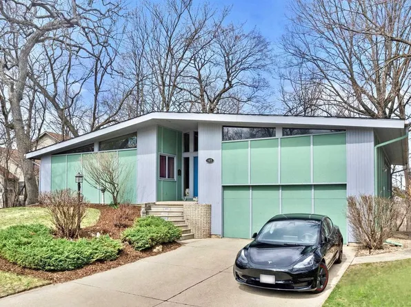 165 Phillips Lane, Lake Mills, WI 53551