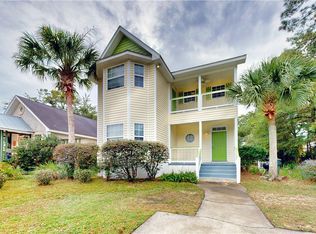 319 Holly St, Saint Simons Island, GA 31522