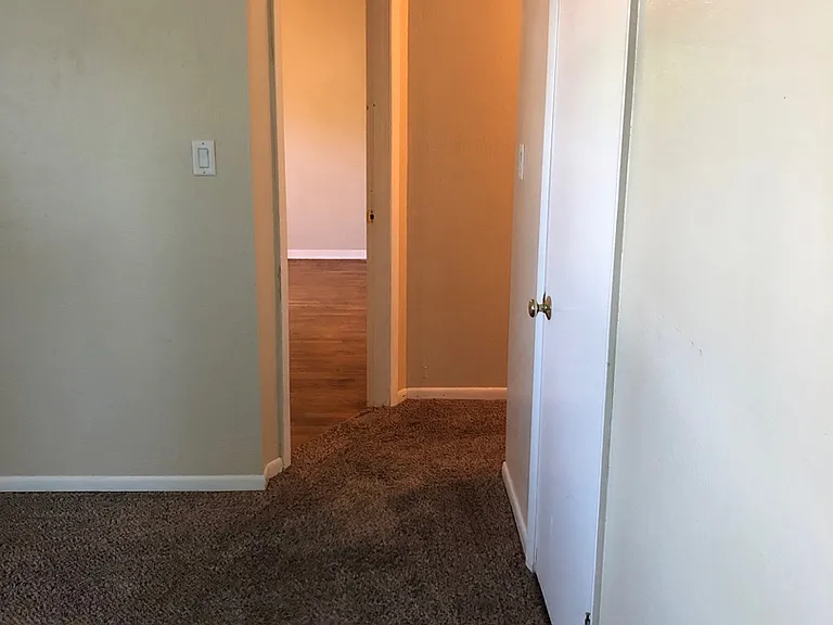 1528-1530 Seminole Ave NW — Photo 6