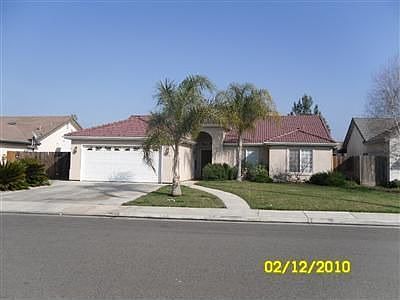 Home for Sale in Porterville, California $179,900