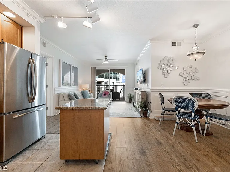 2825 Palm Beach Blvd #618 — Photo 8