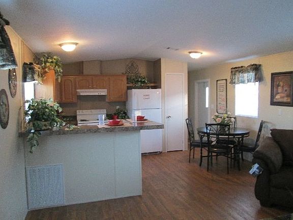 3rd image of 1123 Walt Williams Rd Lot 9