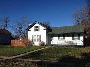 306 W Chestnut St, Malden, IL 61337