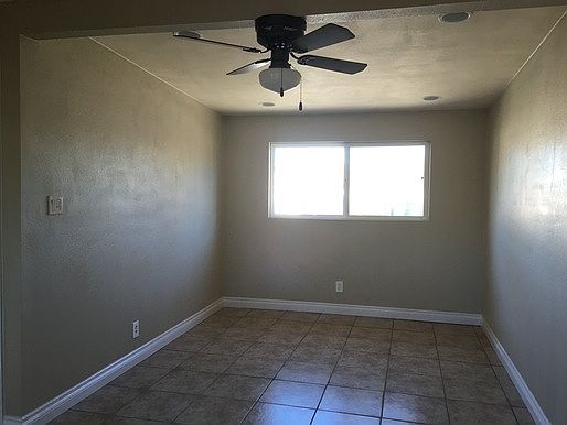 5th image of 24274 Atwood Ave