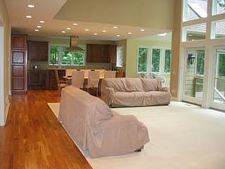 4th image of 521 Belfrey Ct