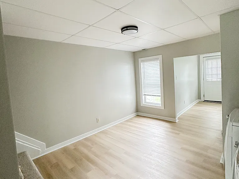2313 East Ave — Photo 4