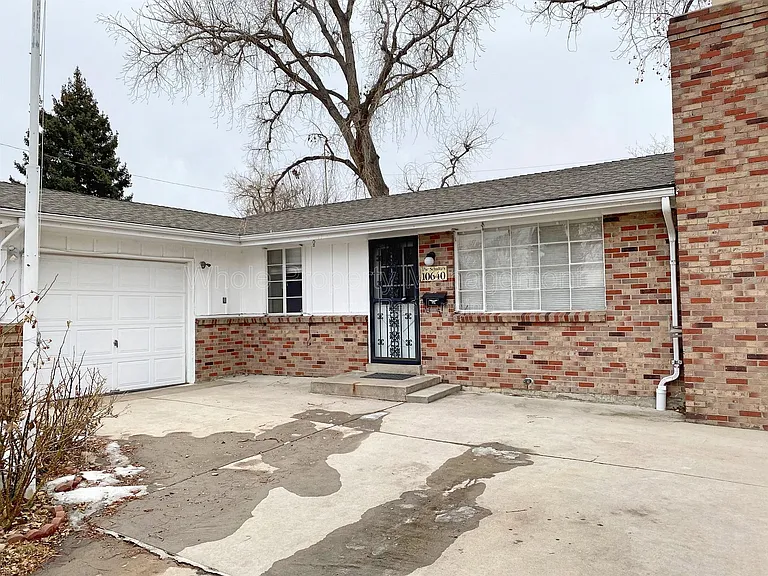 10640 W 62nd Pl — Photo 37