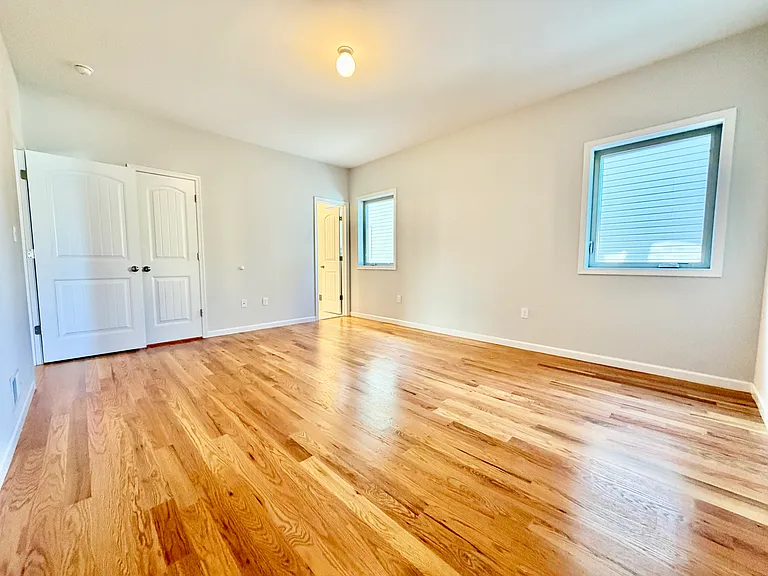 356 Bryson Ave #1F — Photo 21