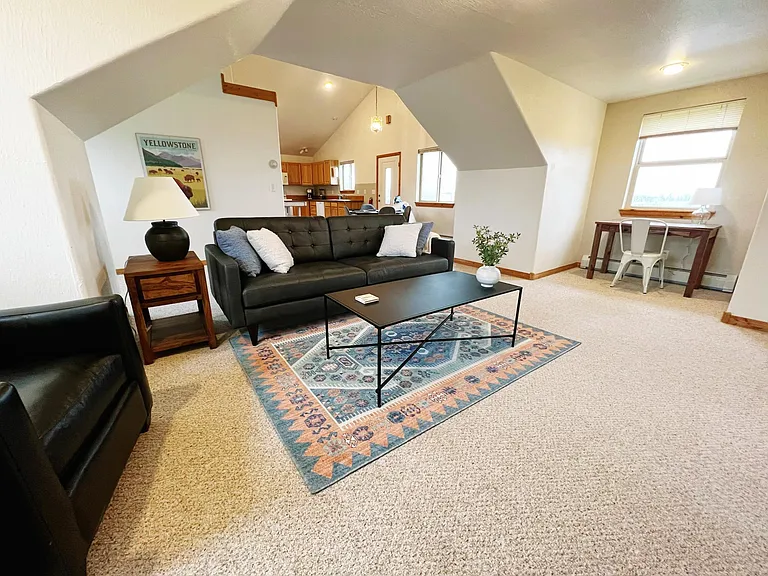 5550 Foster Ln #B — Photo 7