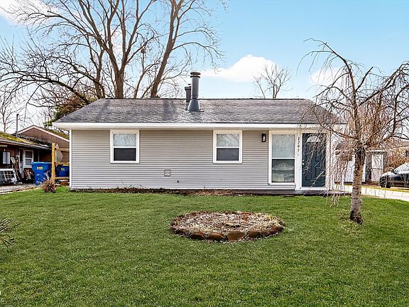 2nd image of 8207 E 50th St