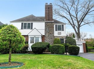 86 Holly St, Yonkers, NY 10704