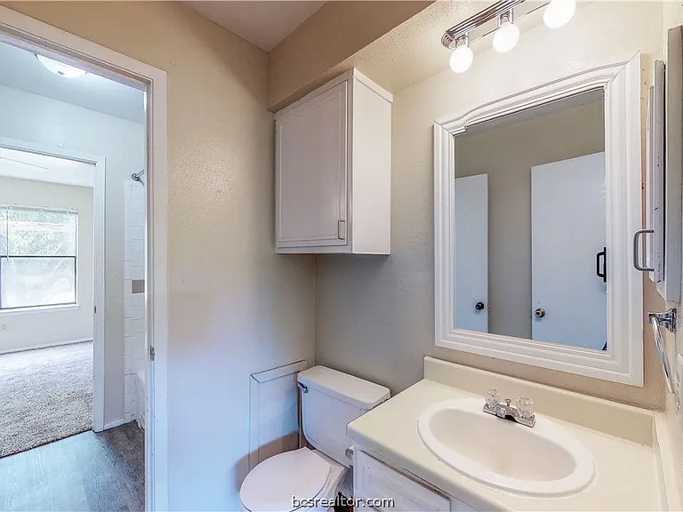 303 Manuel Dr #C — Photo 25