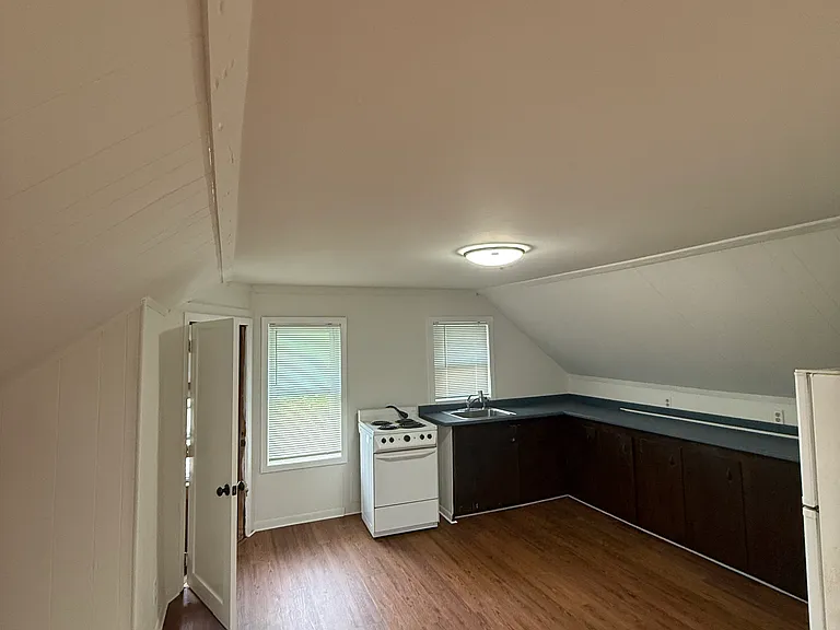 102 Francis Ave #3 — Photo 3