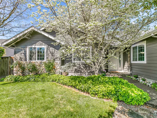 2074 SE Kayleigh Way, Grants Pass, OR 97526