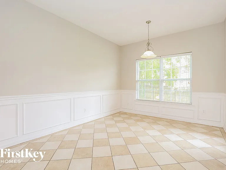 1934 Shafer Dr — Photo 5