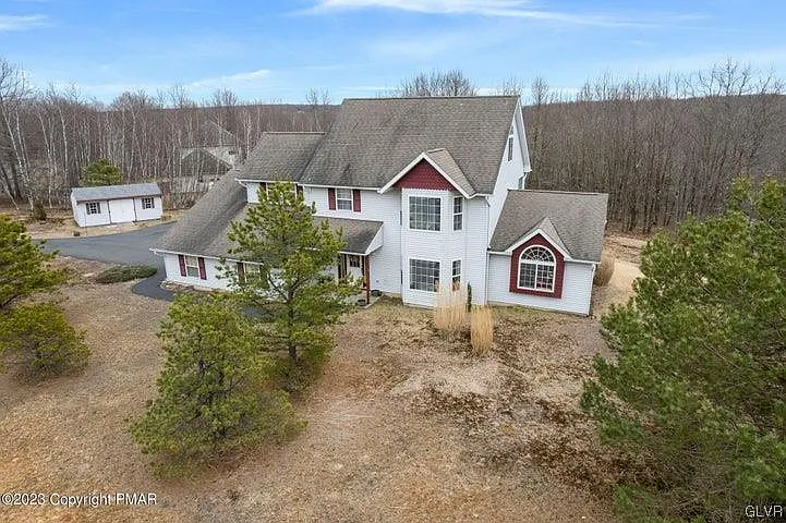 103 Colleen Dr photo 1