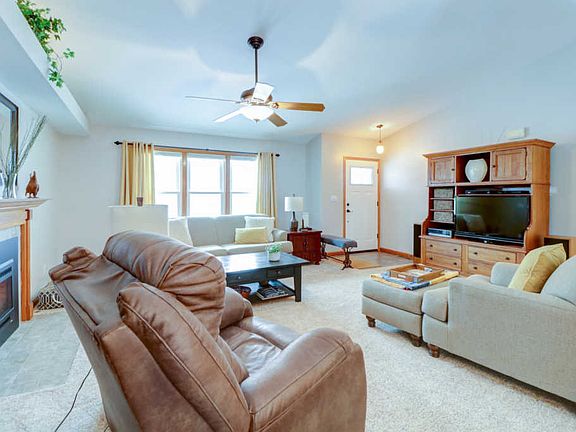 5th image of 407 Sherwood Dr