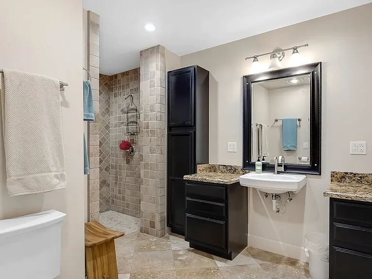 2032 E La Jolla Dr — Photo 19