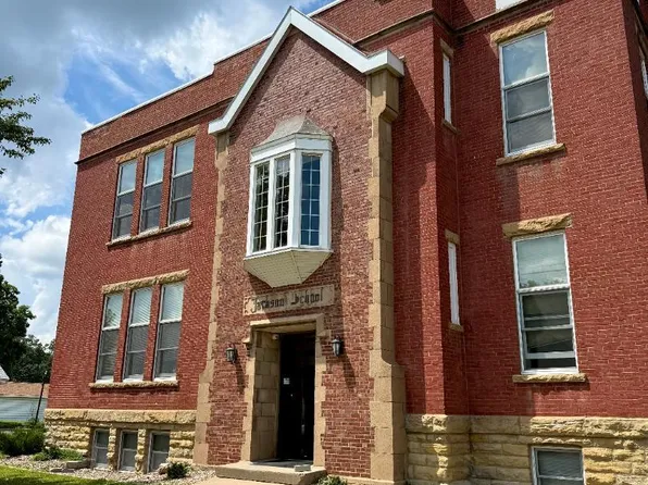 305 Avenue F, Fort Madison, IA