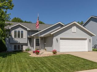 5833 45th Ave NW, Rochester, MN 55901