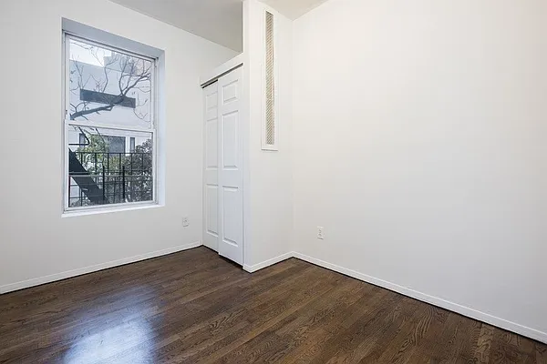 Rented by Bold New York | media 4