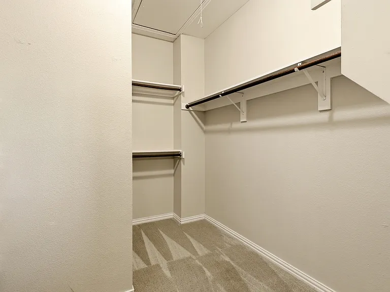 1435 Chase Ln — Photo 15