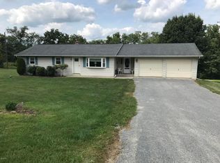 12 Abbey Ln, Montgomery, PA 17752