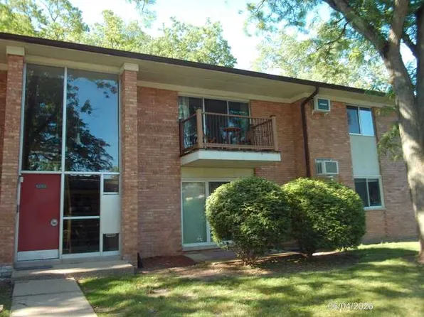 1253 Island Dr, Ann Arbor, MI
