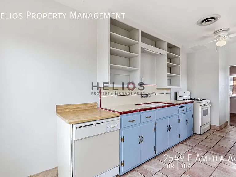 2549 E Amelia Ave — Photo 14
