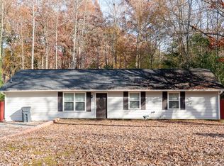 384 Hemlock Dr, Lawrenceville, GA