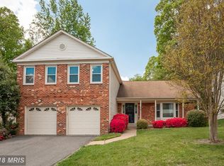 7010 Maple Tree Ln, Springfield, VA 22152