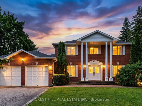 157 E Humber Dr, King, ON L7B 1B8
