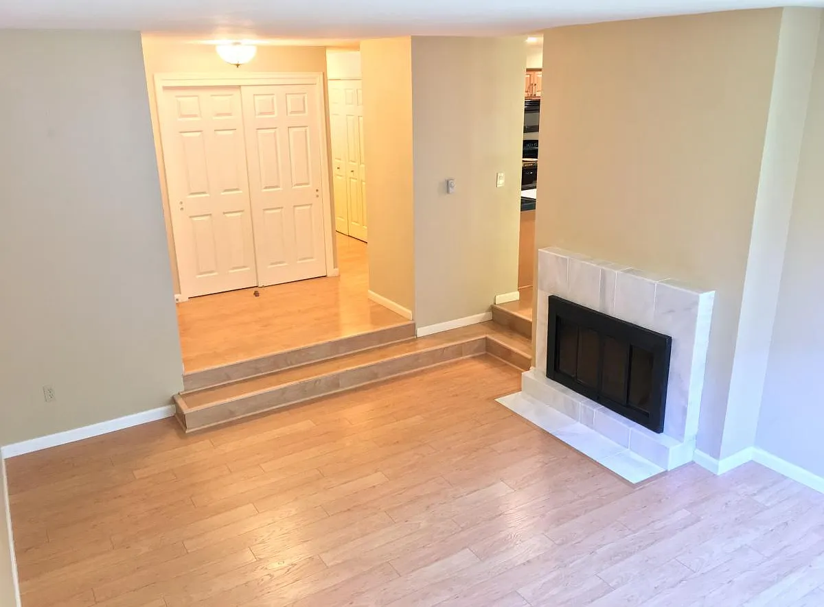 14130 NE 7th Pl — Photo 4