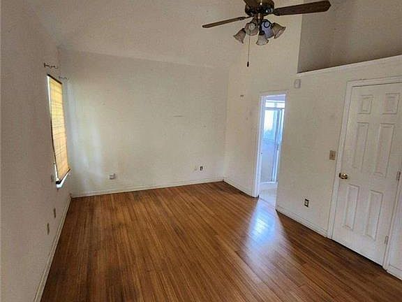 4th image of 10870 Willow Meadow Cir